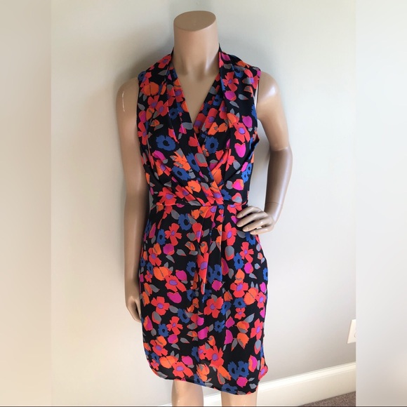 Greylin Dresses & Skirts - GREYLIN Silk Bold Print Wrap Front Dress